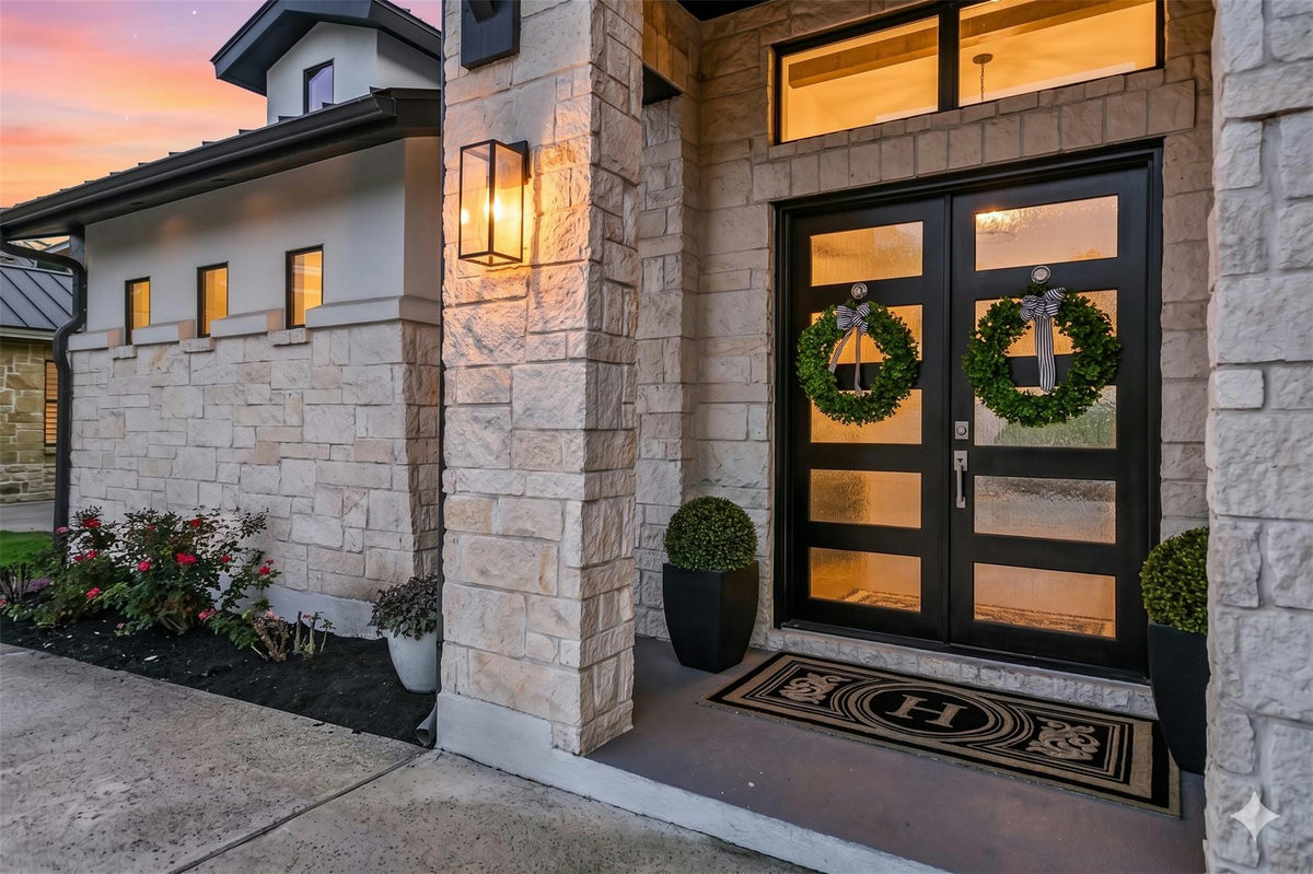 810 Crestone Stream Dr — photo 5