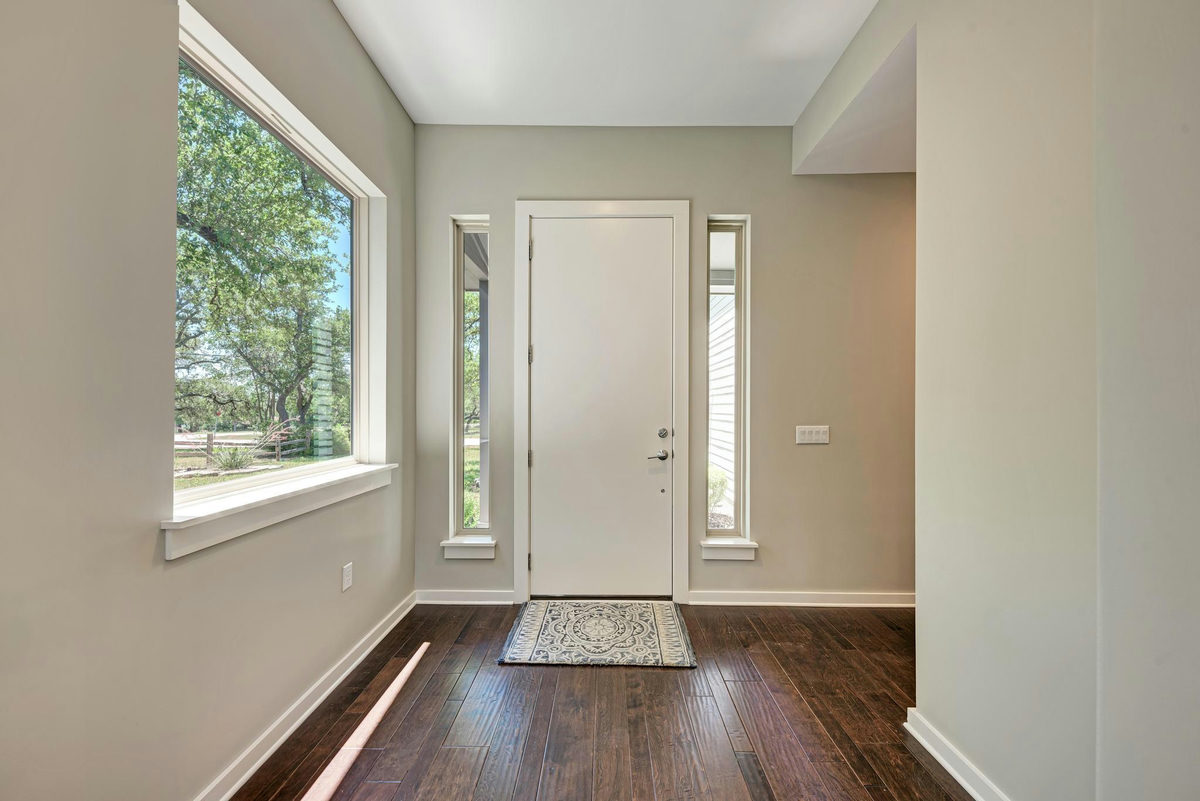8307 Williamson Creek Dr — photo 5