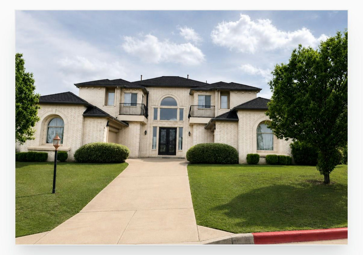 404 Aria Dr — exterior