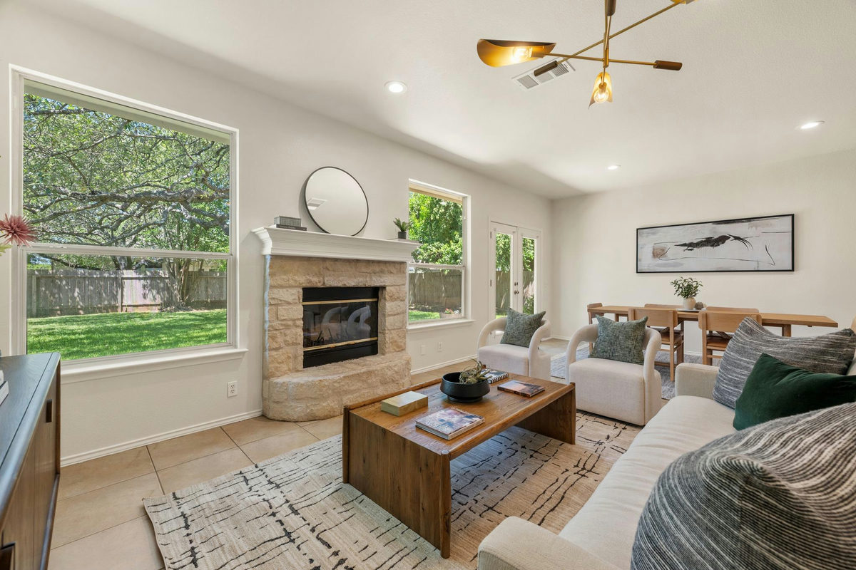 3130 Lomita Dr — photo 2