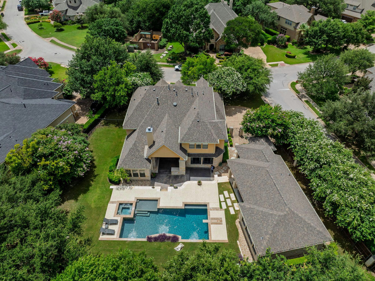 1005 Lakewood Hills Ter — photo 2