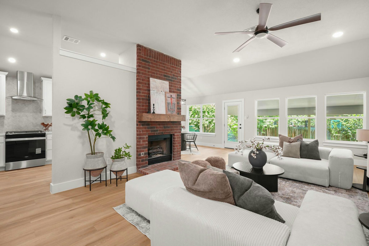 8802 Ampezo Trl