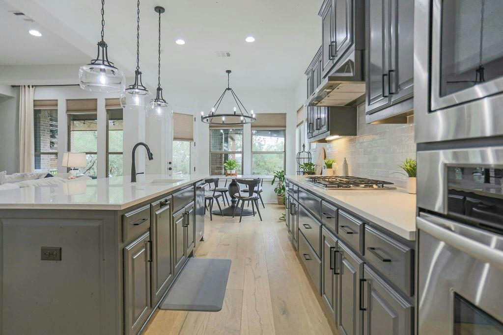 208 Mirafield Ln — photo 4