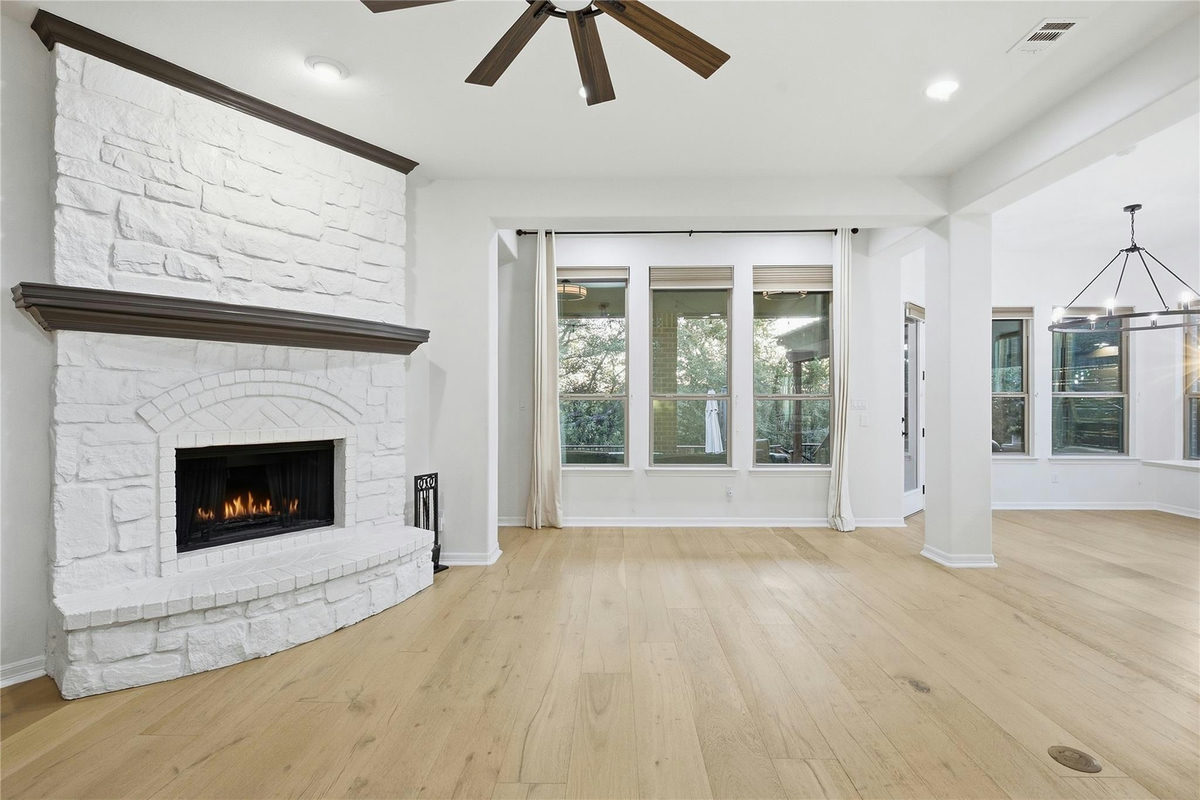 208 Mirafield Ln — photo 4