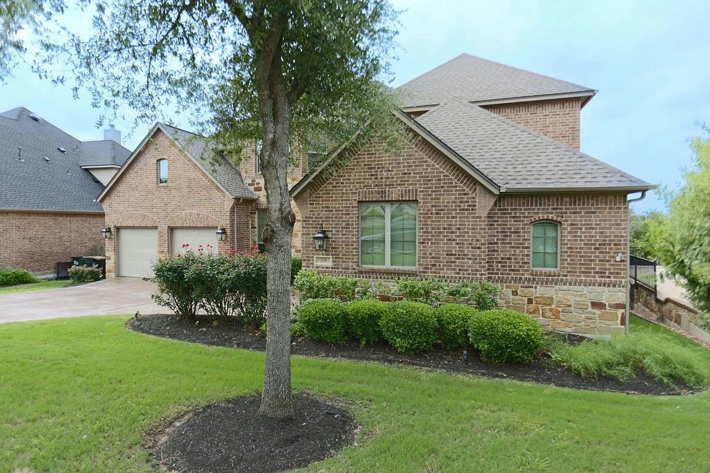 208 Mirafield Ln — photo 2