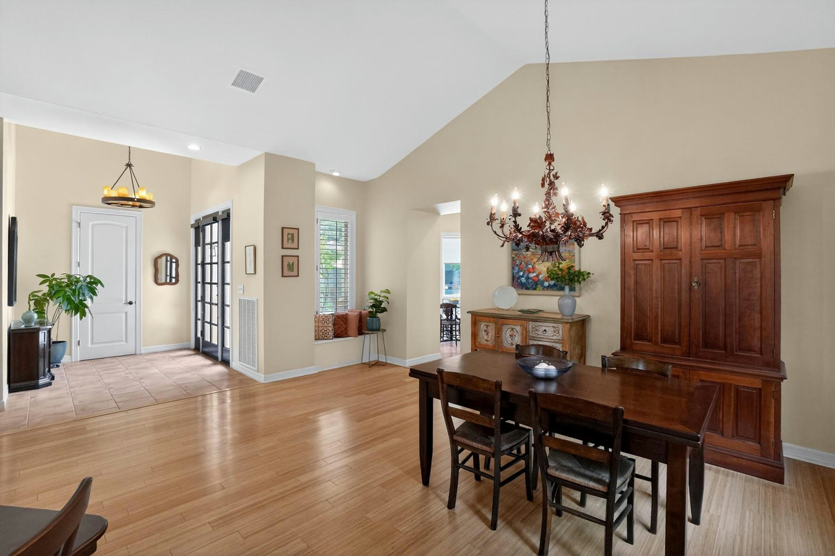 2305 Barton Creek Blvd #40 — photo 4