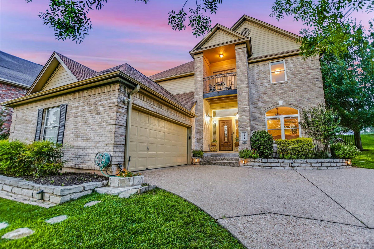6514 Lost Horizon Dr — exterior