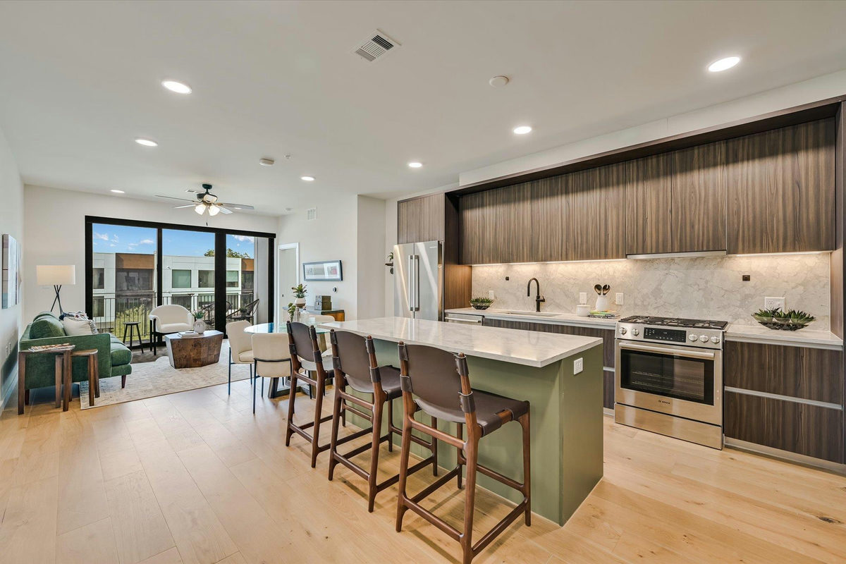2209 South 1st St #330 — photo 2