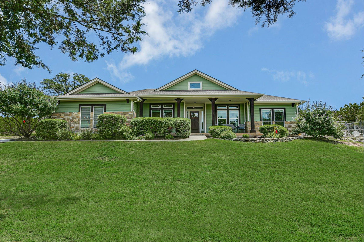 520 Murphy Dr — exterior