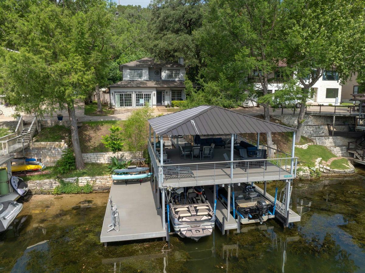 2303 Big Horn Dr — photo 3