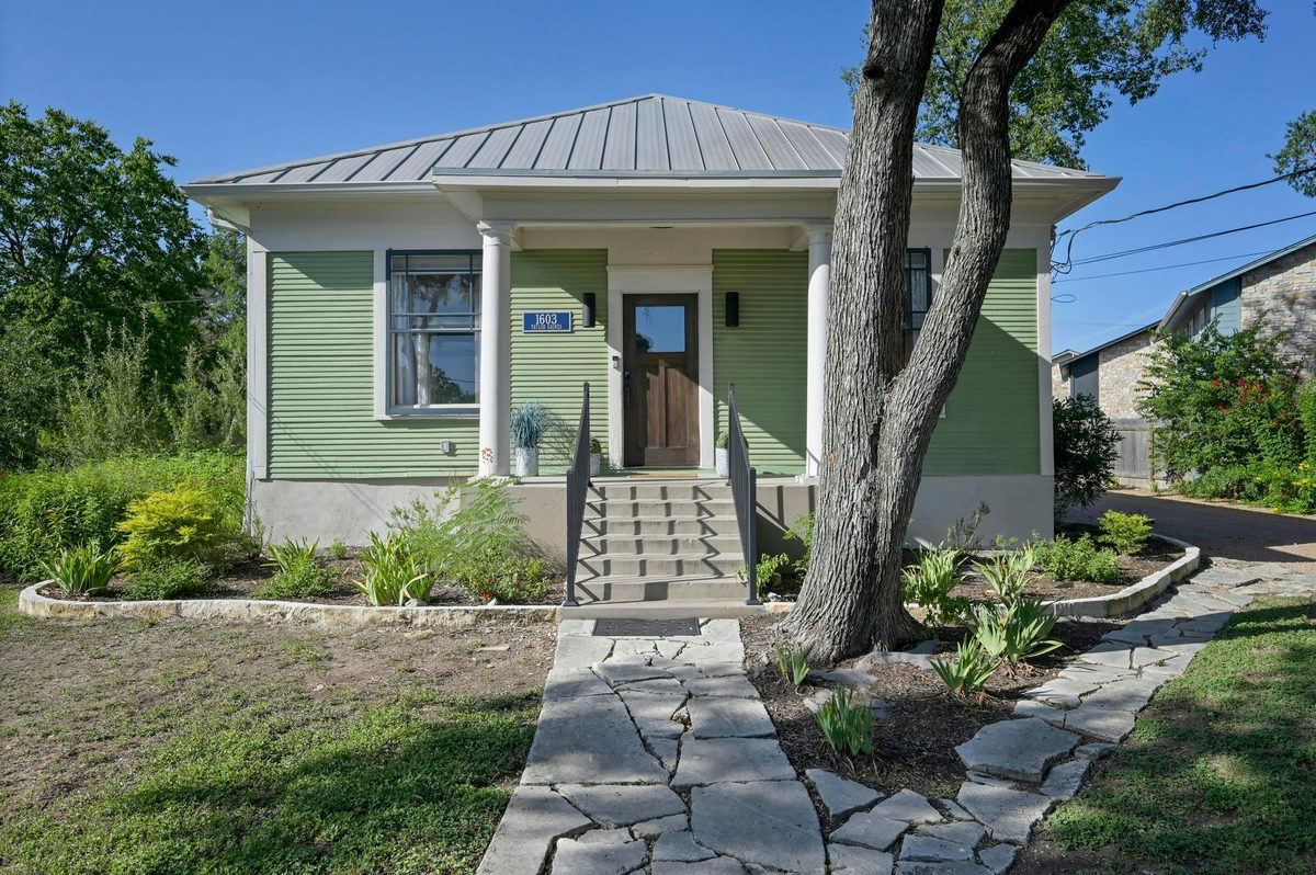 1603 Taylor Gaines St — photo 2