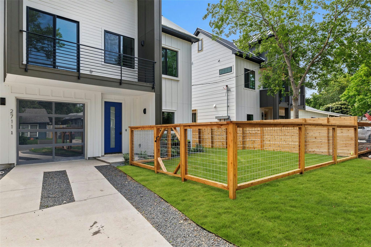 2711 Stacy Ln #1 — photo 2