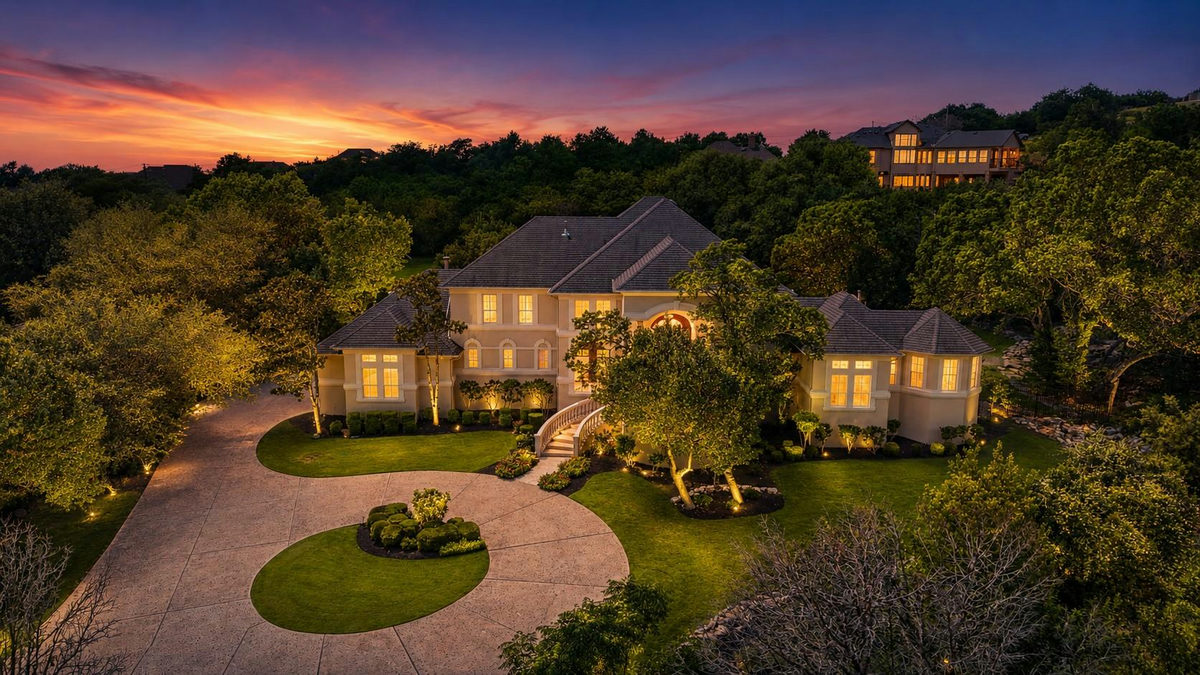4626 High Gate Dr — exterior