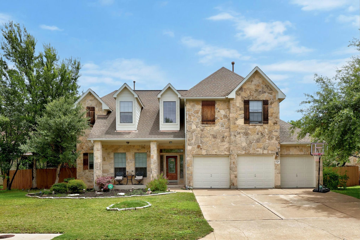 12724 Rush Creek Ln — photo 2