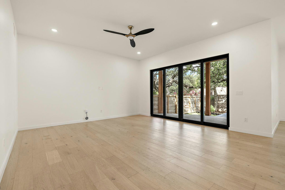 2316 Euclid Ave — photo 4