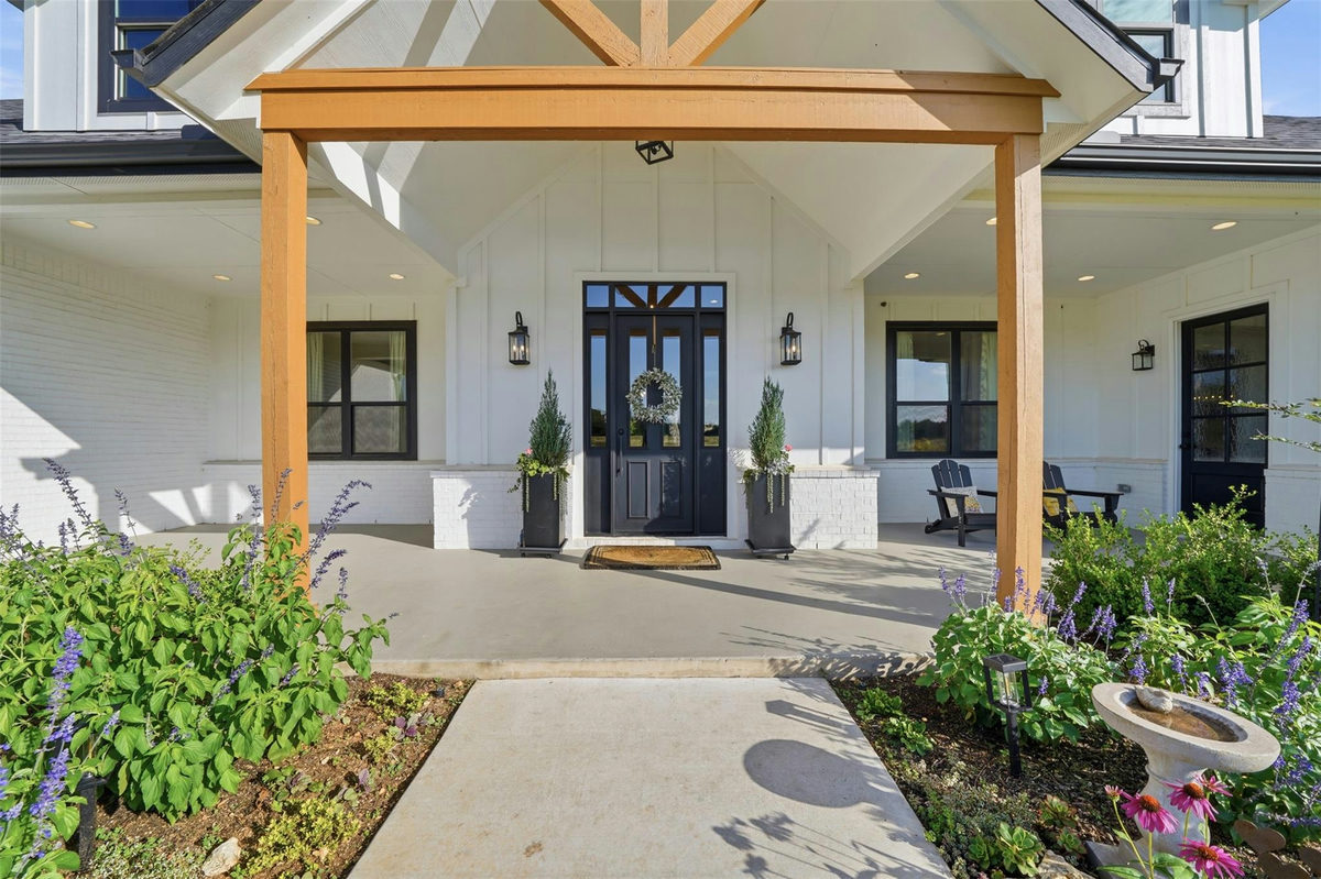 141 Blessing Ranch Estates Dr — photo 2