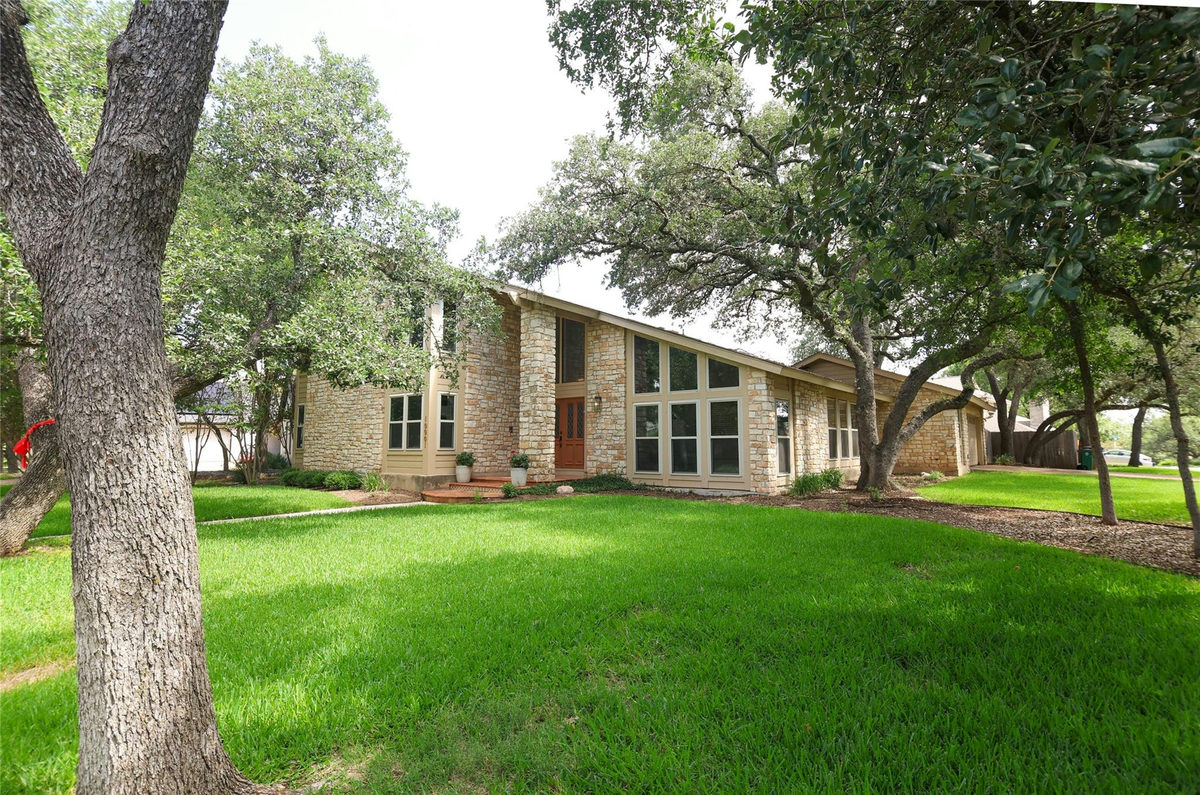 10901 Country Knoll Knls — exterior