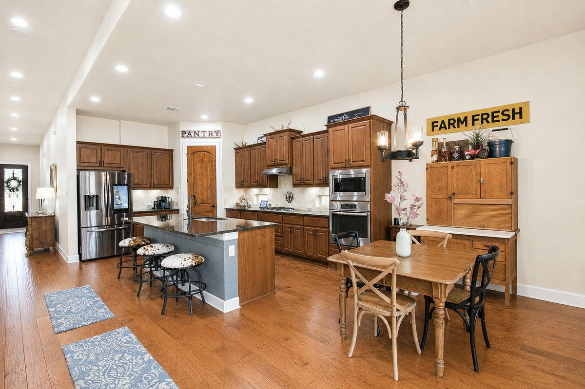 2928 San Milan Pass — photo 4