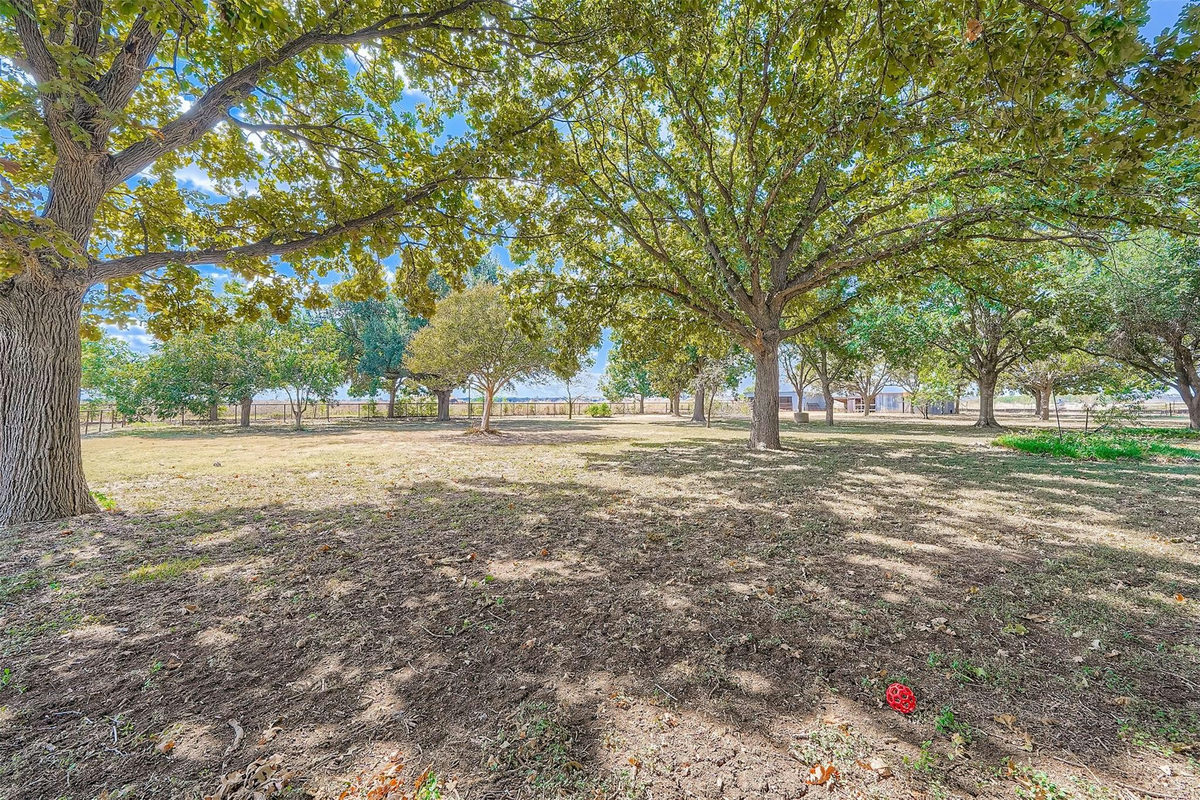 10026 Fm 1660 — photo 2