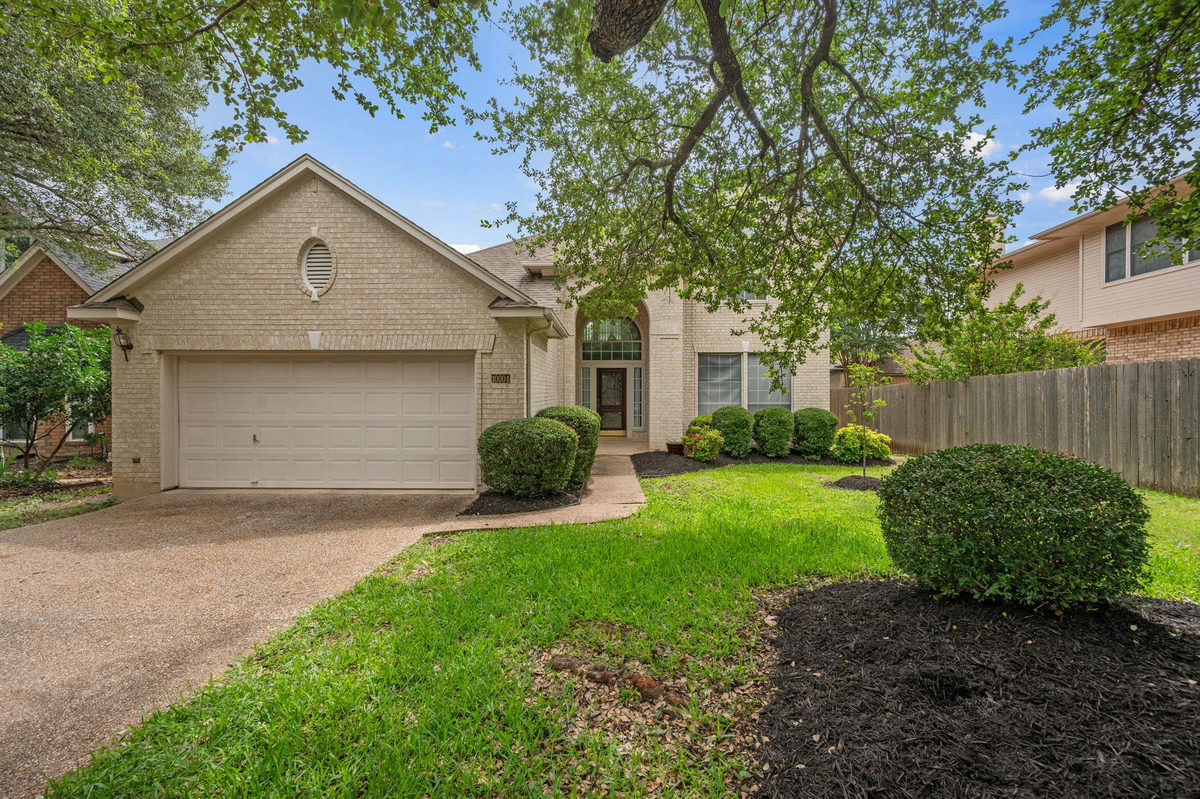 10004 Scull Creek Dr — exterior