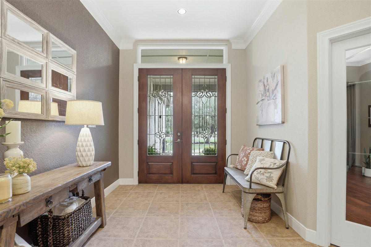 107 W Majestic Oak Ln — photo 4