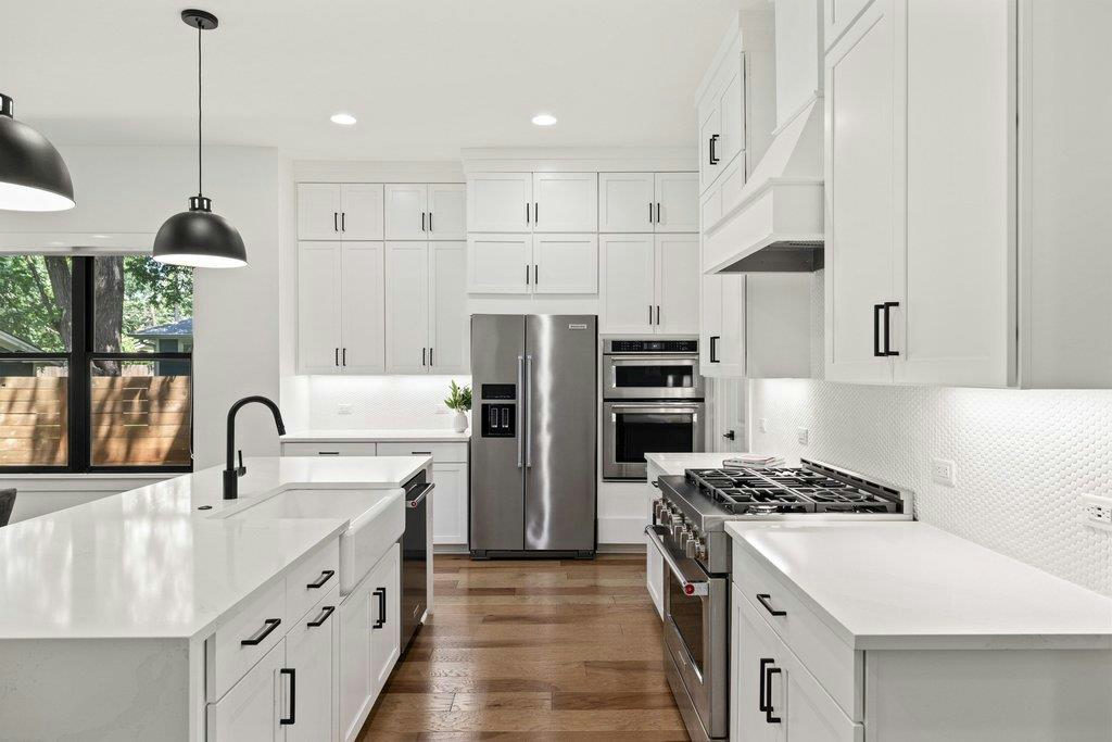 1212 Madison Ave — photo 3
