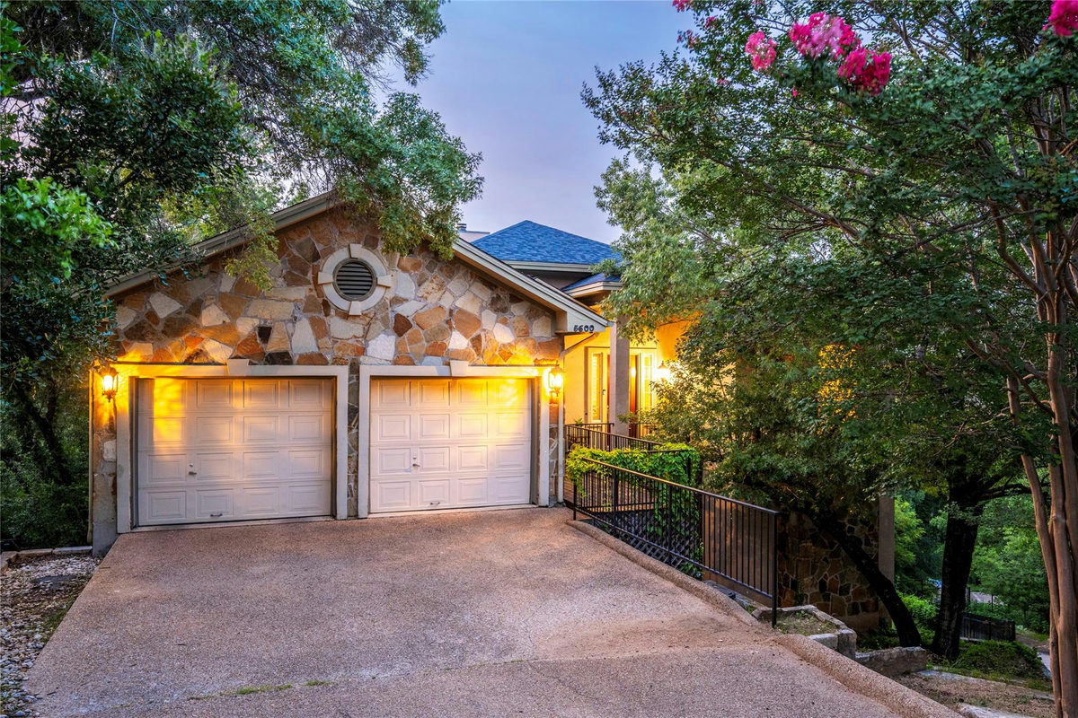 5600 Spurflower Dr — photo 2