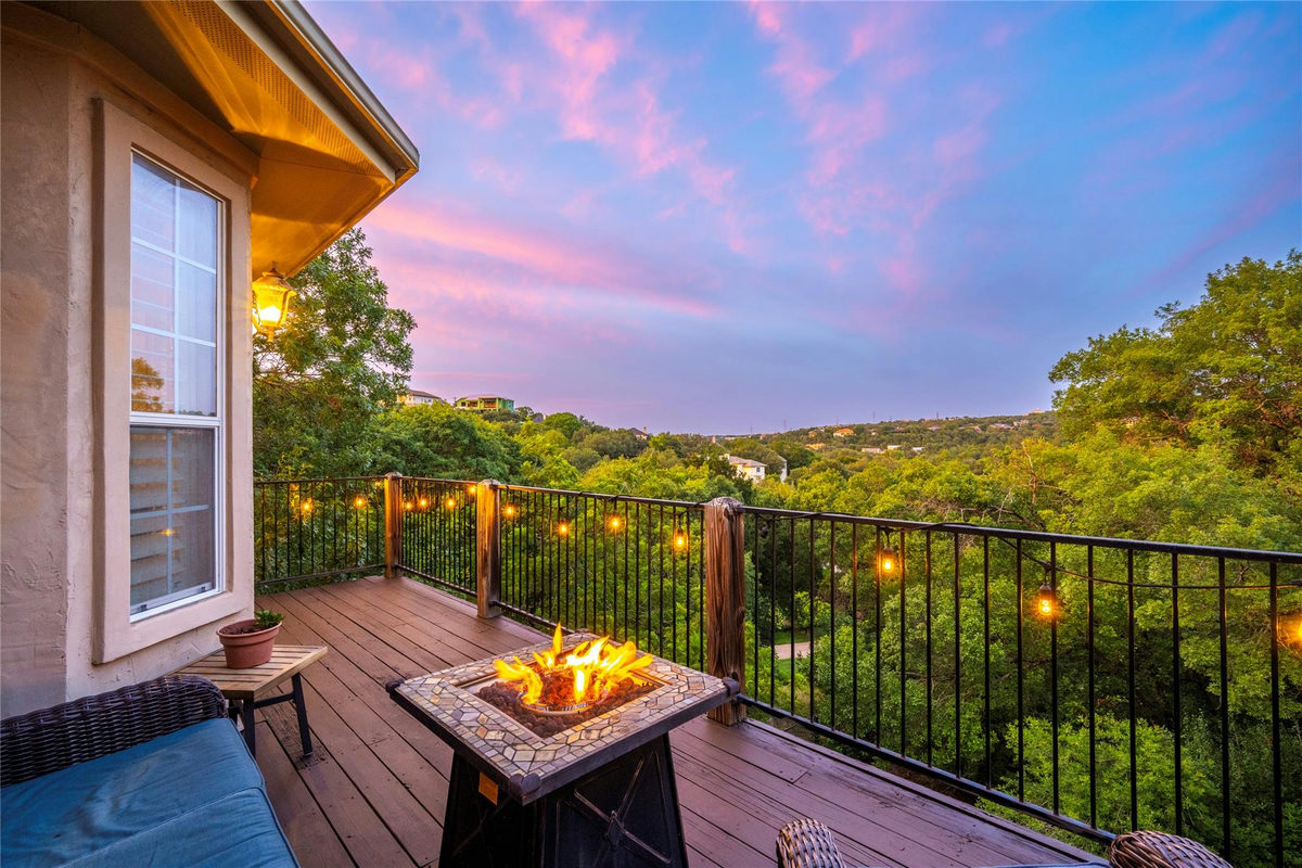 5600 Spurflower Dr — exterior