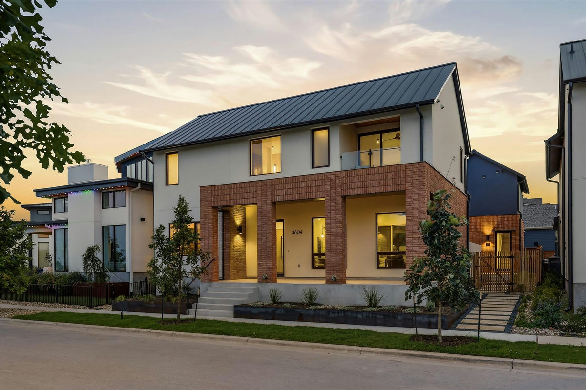 3604 Tom Miller St — exterior