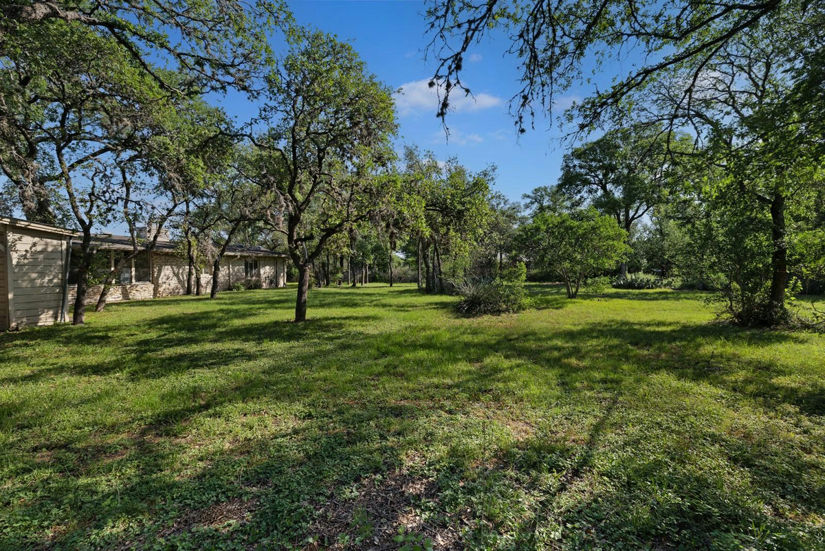 2905 Stratford Dr — photo 5
