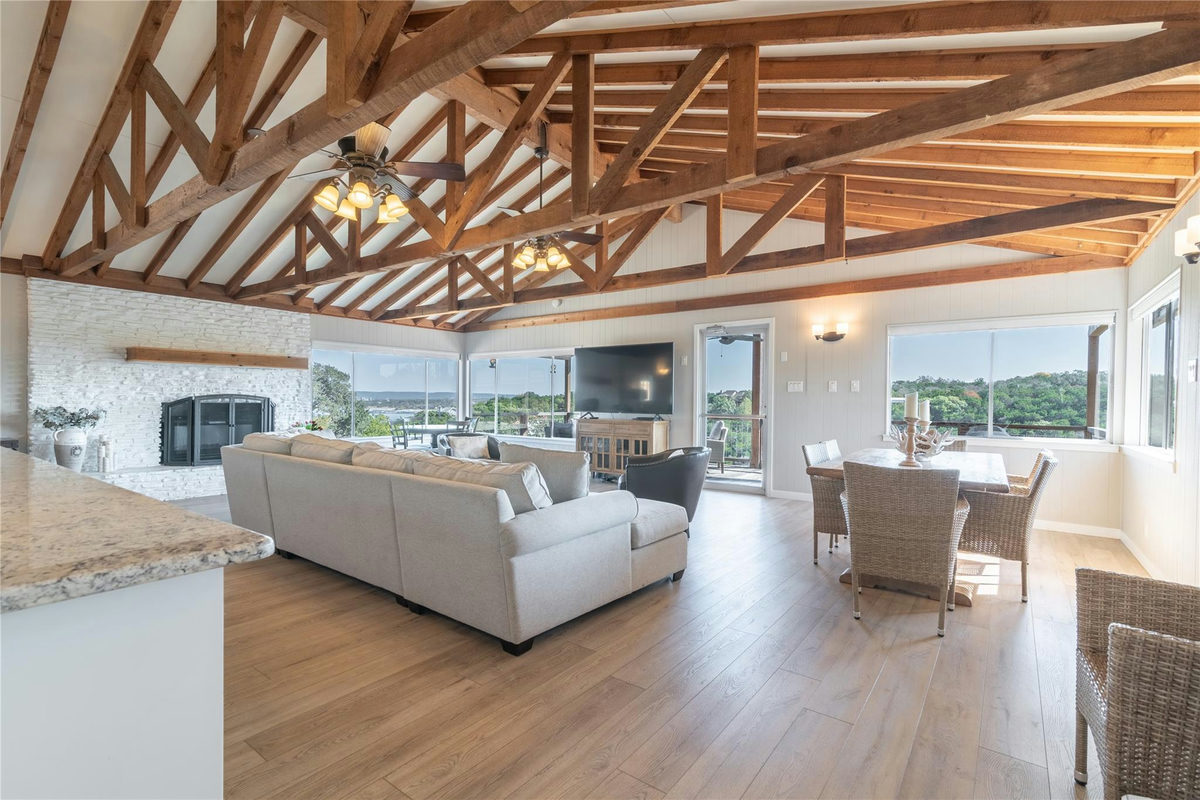3807 Boat Dock Rd — exterior