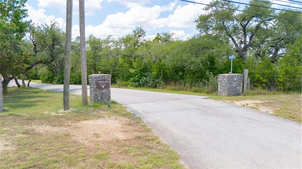 110 Longhorn Ln — photo 4