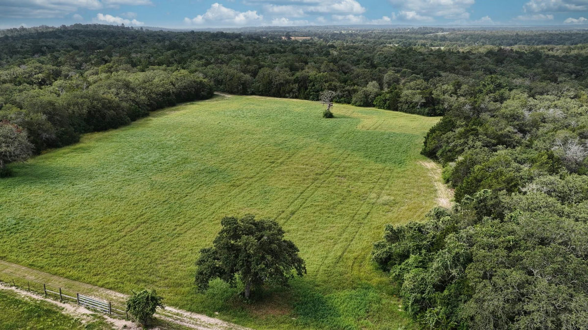 742 Red Rock Ranch Rd — photo 3