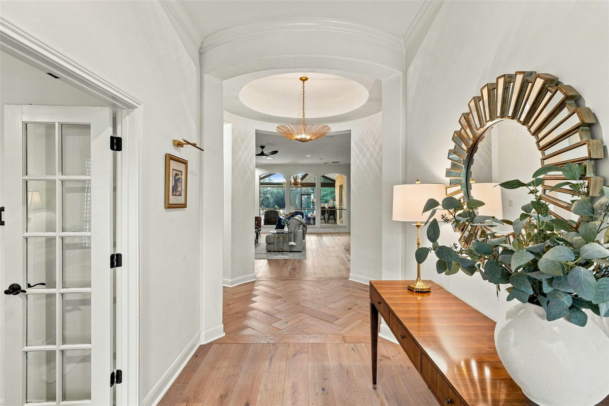 581 Aspen Dr — photo 5