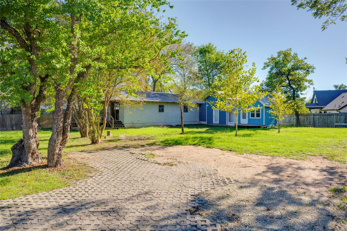 2713 Sweeney Ln — photo 2