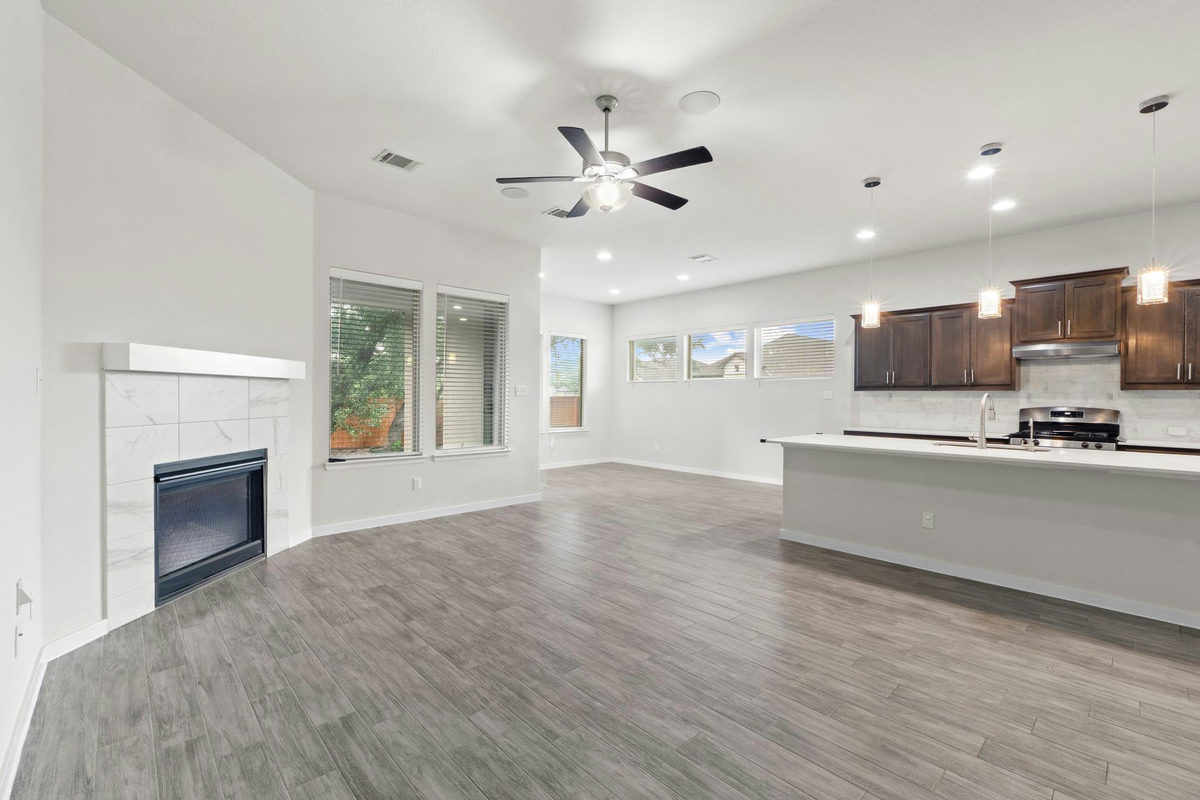 3617 Kyler Glen Cv — photo 2