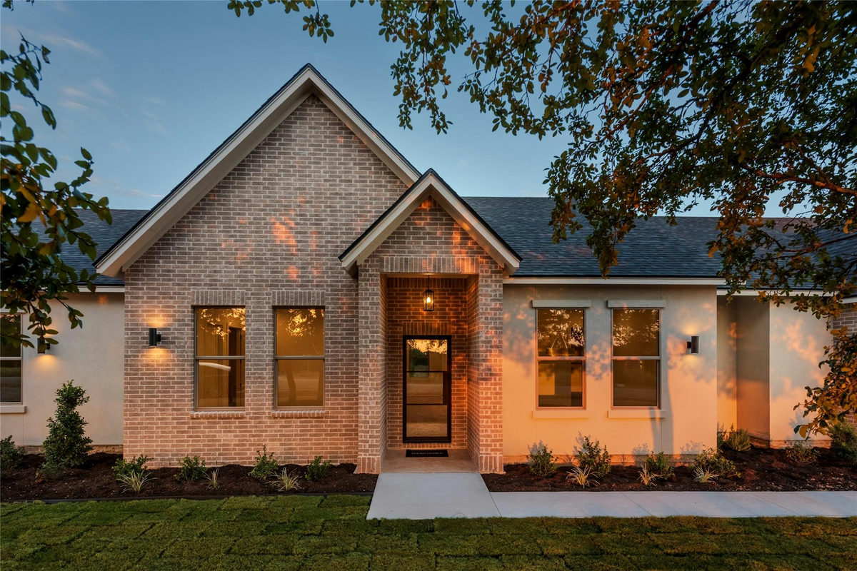 301 Onion Creek Ln — photo 2