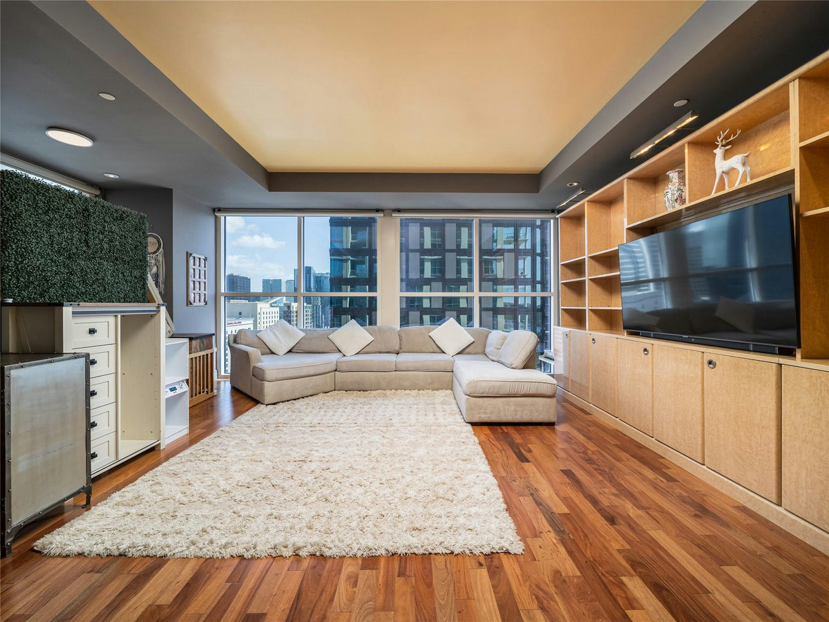 98 San Jacinto Blvd #1703 — photo 2