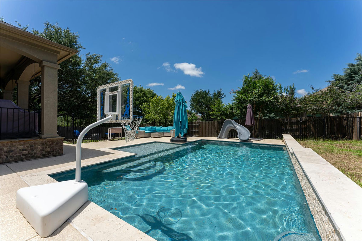 13714 Mesa Verde Dr — photo 2