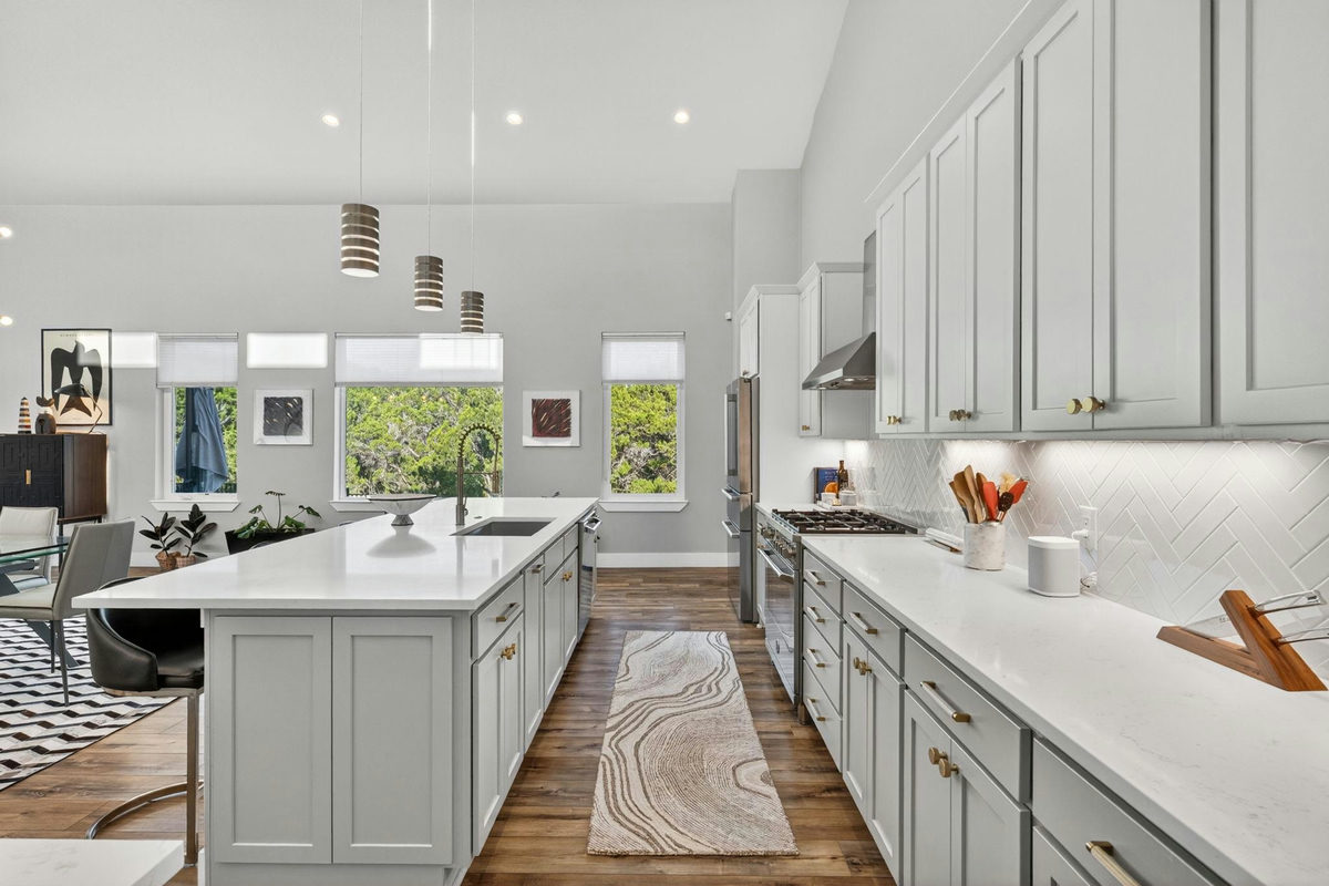 3501 Constitution Dr — photo 3