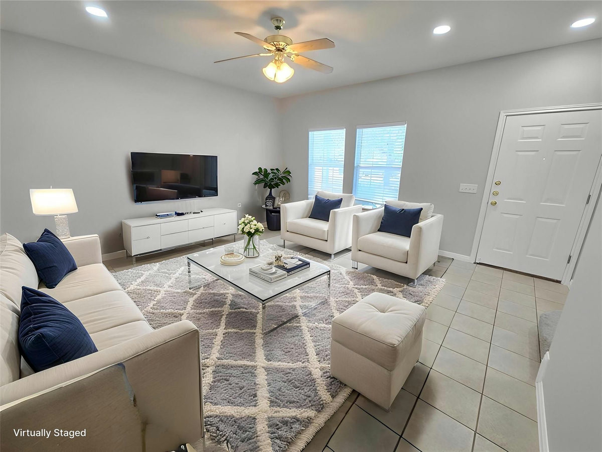 7509 Lazy Creek Dr — photo 2