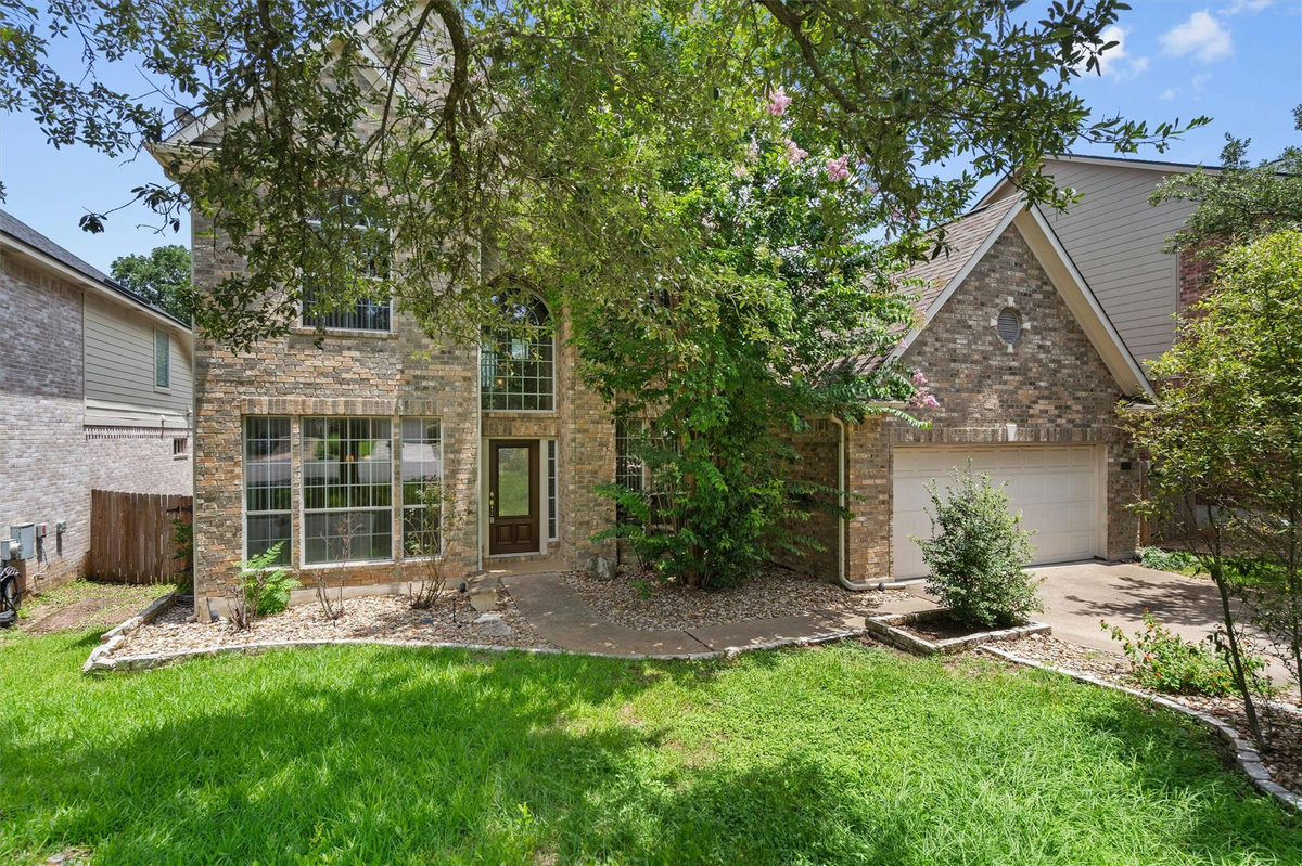 9013 Sautelle Ln — exterior