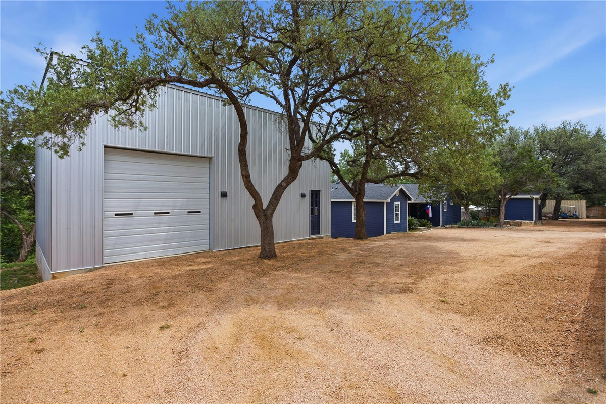15200 Storm Dr — photo 2
