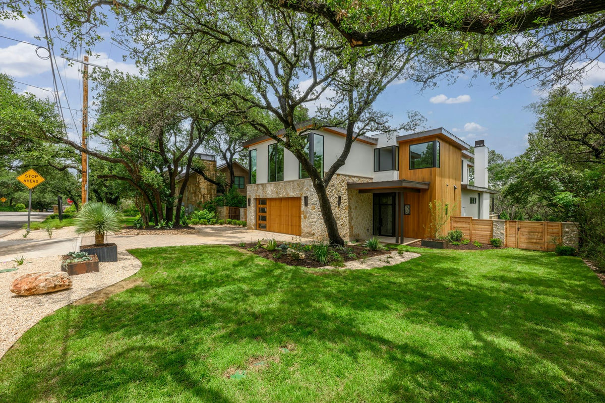 211 Westhaven Dr — photo 2