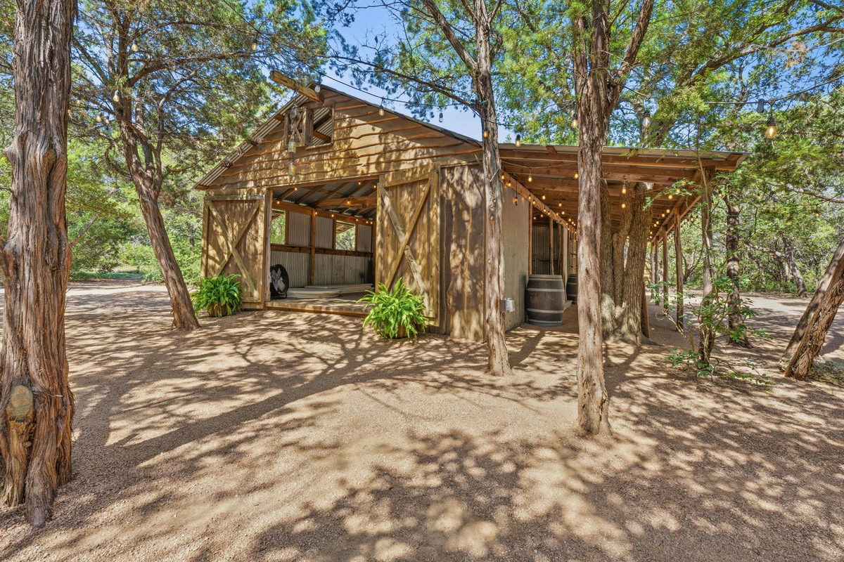 1770 N Elder Hill Rd — photo 3