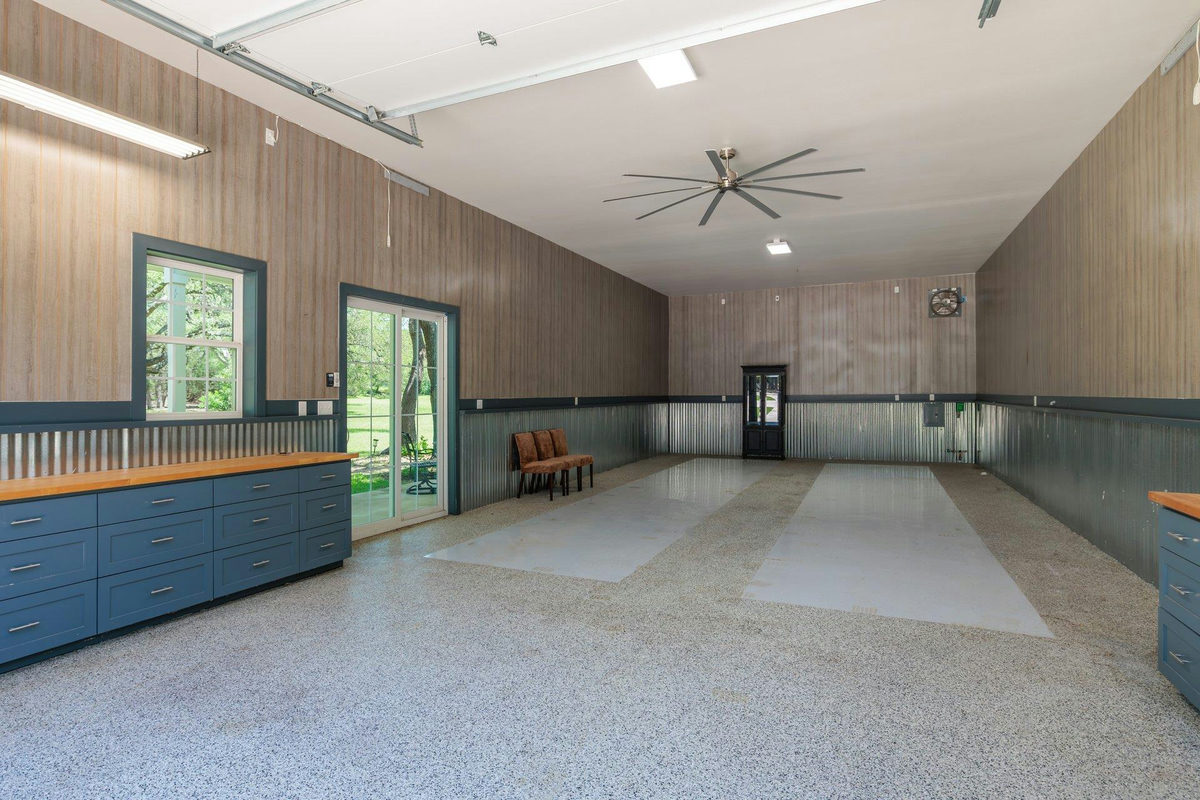 10229 Oliver Dr — photo 5