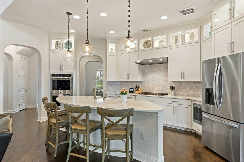 215 Lodestone Ln — photo 5