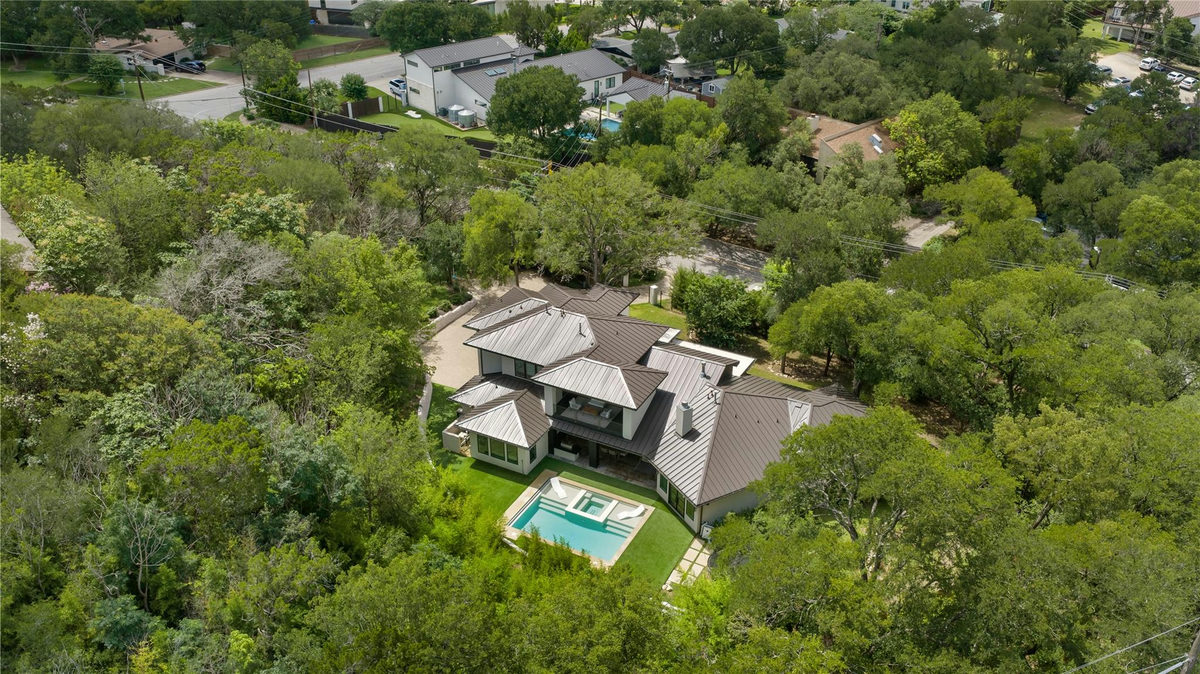 5103 ROLLINGWOOD Dr — exterior