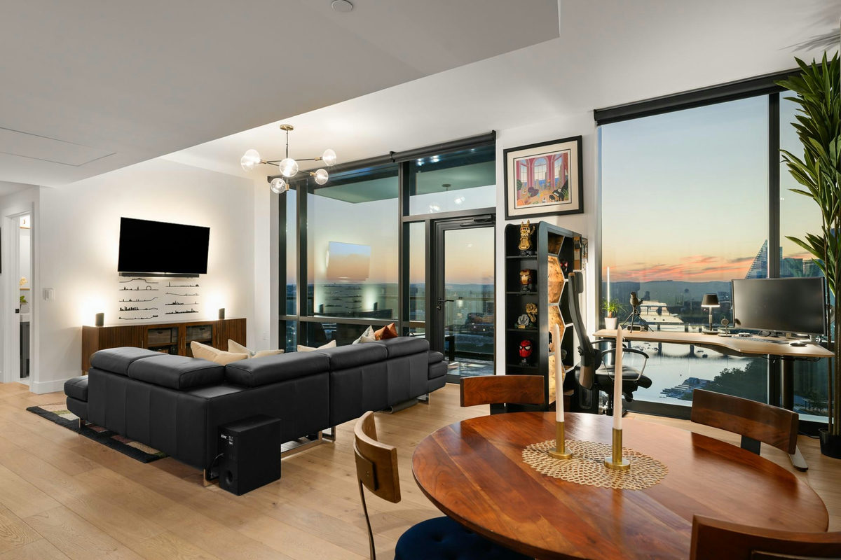 70 Rainey St #1908 — photo 3