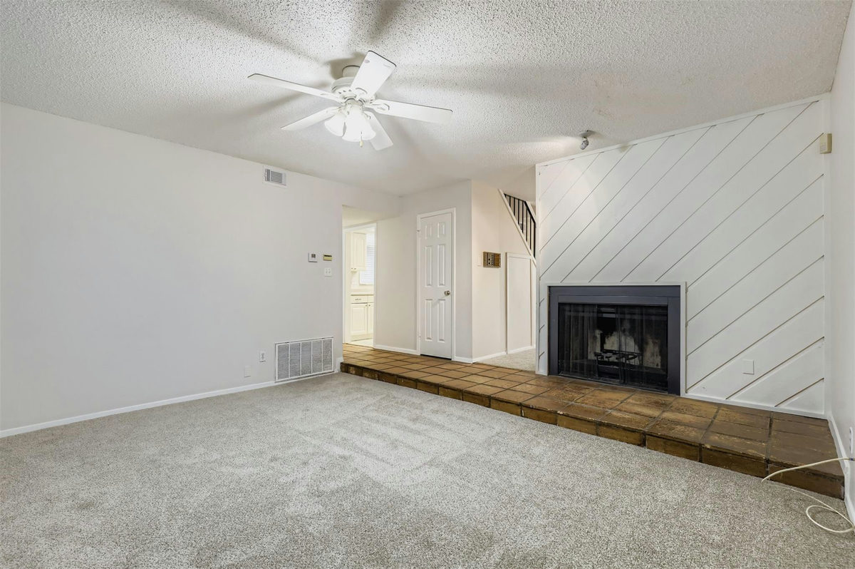 8600 Tallwood Dr None #A & B — photo 2